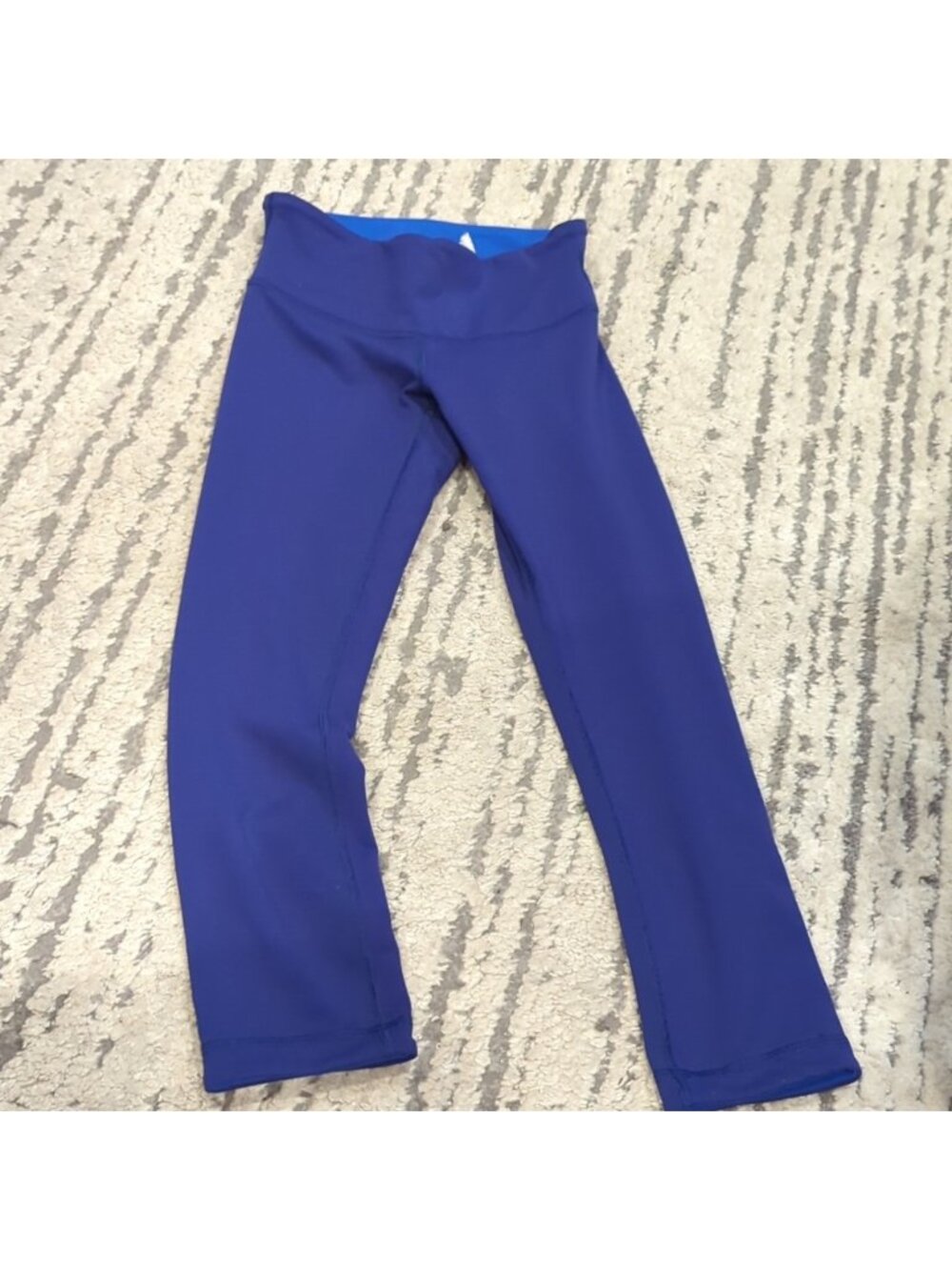 Lululemon Wunder Under Crop III (Reversible) Emperor Blue / Sapphire Blue - Picture 9 of 12
